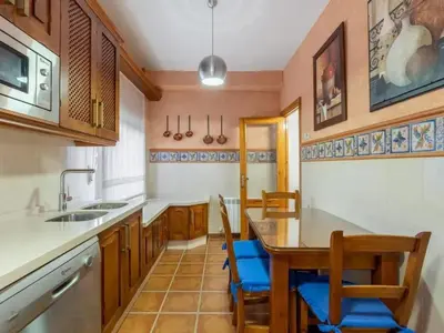 Una cocina o zona de cocina en Beautiful villa with private pool in Baena – 221 m²
