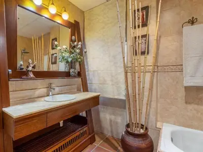 Un baño de Beautiful villa with private pool in Baena – 221 m²