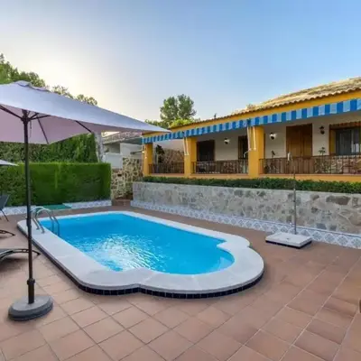 Beautiful villa with private pool in Baena – 221 m²