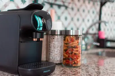 Utensilios para hacer té y café en EDomus Esencia Macarena