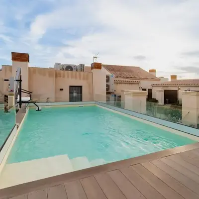 New stylish - Swimming pool solarium -Feria 23