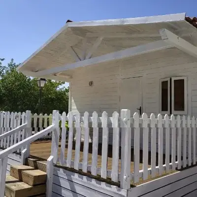 Cabane avec Terrasse pour 6 Personnes - API-1-52-1902