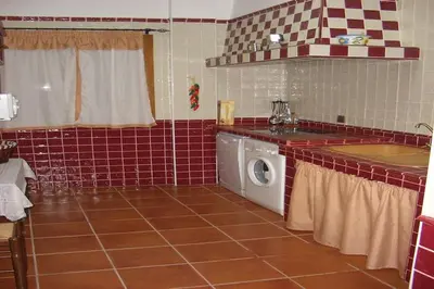 Una cocina o zona de cocina en Traditional Andalusian Farmhouse, Córdoba