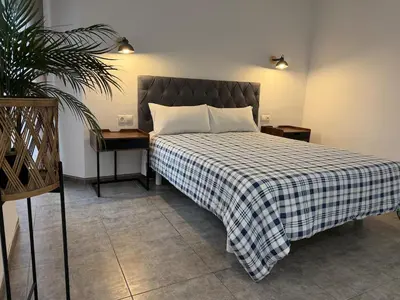 Cama o camas de una habitación en Buen Pastor Studio- Old Town