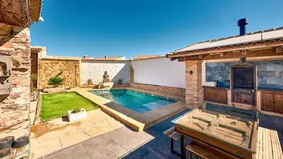 Piscina en o cerca de El Nacimiento Santa Elena by Ruralidays