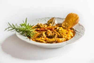 Comida en o cerca de este hostal o pensión