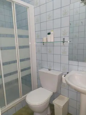 Un baño de Pension Azahar