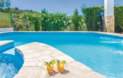 Piscina en o cerca de Stunning Home In Rute