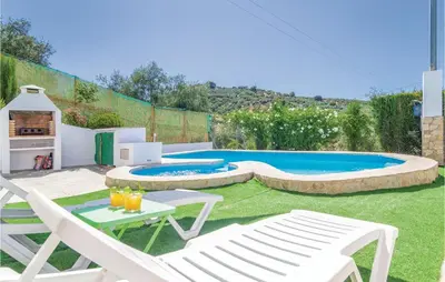 Piscina en o cerca de Stunning Home In Rute