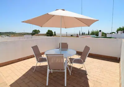 Un balcón o terraza de New Andalusian House 31 Free Private Parking