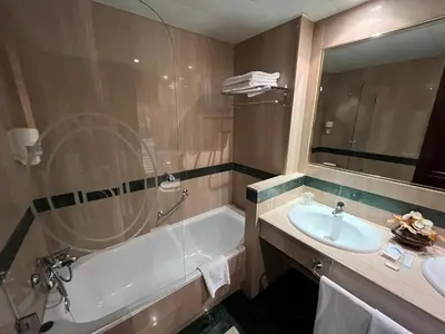 Un baño de Santiago