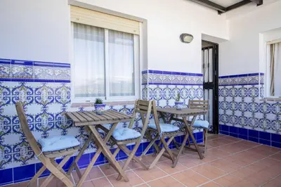 Un restaurante o sitio para comer en Los Gallos