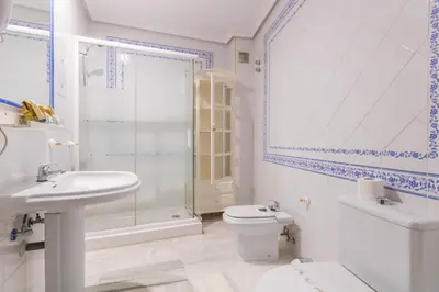 Un baño de Hostel Mayflowers