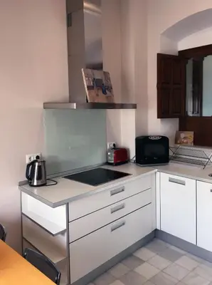 Una cocina o zona de cocina en 19th Century Sevillian Apartment
