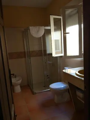 Un baño de Casa Rural Sierra De Coripe