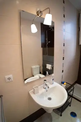 Un baño de Larra Nervión Subway Tranvía