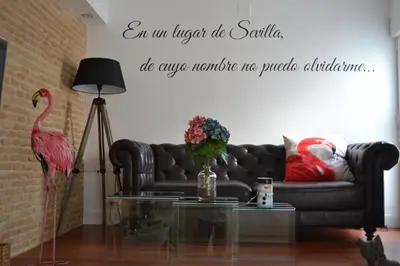 Zona de estar de Neverending Sevilla