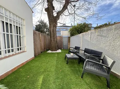 Jardín al aire libre en Casa Alvarado
