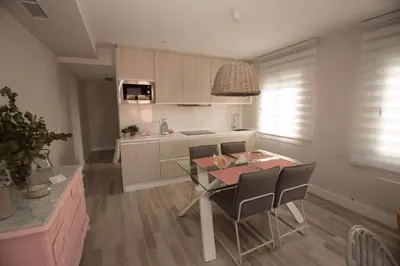 Una cocina o zona de cocina en Apartamento El Balcon de la Muralla