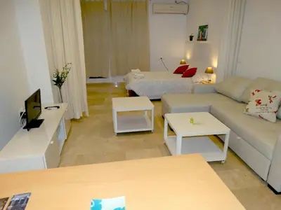 Zona de estar de Minimalist Loft Center by gms apartamentos