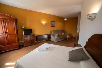 Cama o camas de una habitación en Villa Turística de Priego