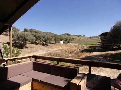Paisaje cerca de este tented camp