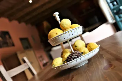 Comida en o cerca of this country house