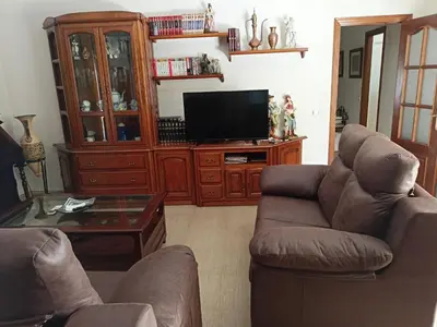 Una televisión o centro de entretenimiento en La Casa Del Rio