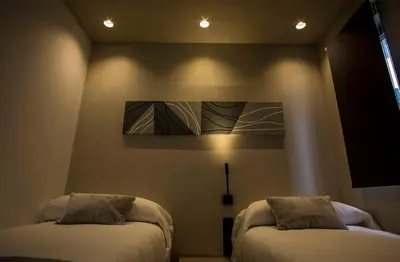 Cama o camas de una habitación en Hostal Sevilla Santa Justa - Adults only