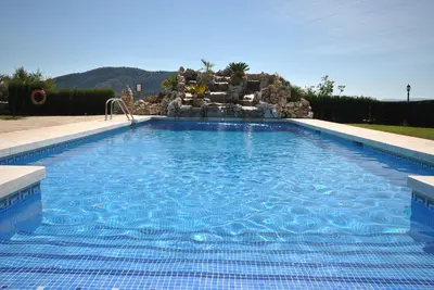 Piscina en o cerca de Cortijo Las Monjas