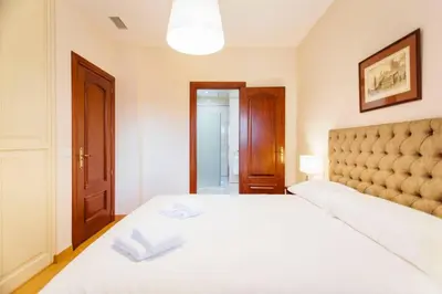 Cama o camas de una habitación en Duplex with terrace- 5Bd 3Bth- Center