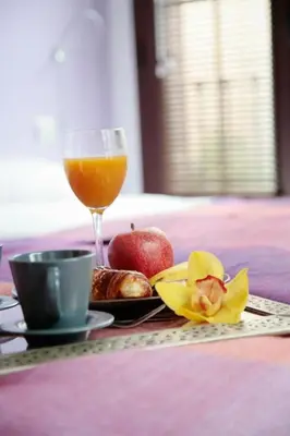 Comida en o cerca de este apartamento