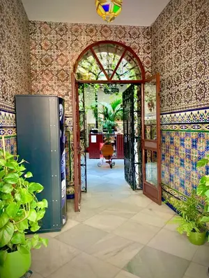 Jardín al aire libre en Hostal Lis