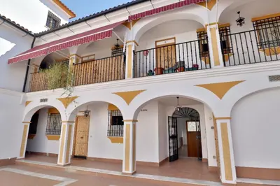 Fachada o entrada de Posada Almanzor