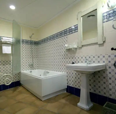 Un baño de La Posada Del Infante