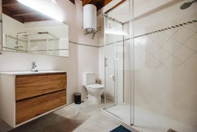 Un baño de Divi Apartaments Centro Sevilla