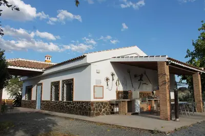 Edificio en el que se encuentra la casa o chalet