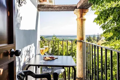 Un balcón o terraza de Complejo turistico El Álamo