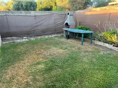 Jardín al aire libre en Chalet piscina jakuzzi sevilla