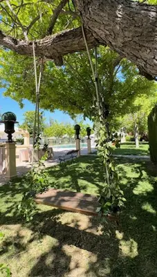 Jardín al aire libre en Hotel Castillo de Montemayor