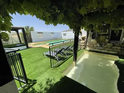 Paisaje cerca of this country house