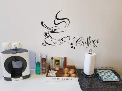Utensilios para hacer té y café en Dúplex Palacio del Vizconde