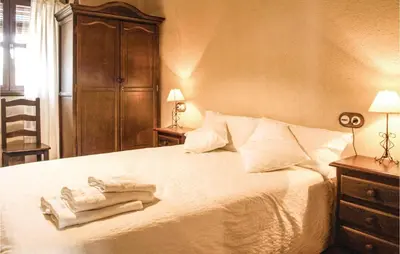 Cama o camas de una habitación en Stunning Home In Villanueva Del Duque