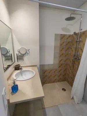 Un baño de Balcón de la Villa