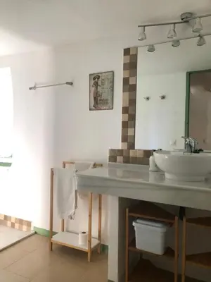 Un baño de Casa del Almezo