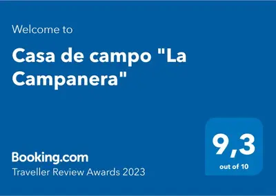 Certificado, premio, señal o documento que está expuesto en Casa de campo 
