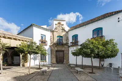 Edificio en el que se encuentra la casa o chalet