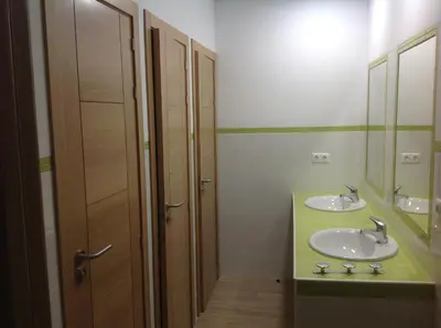 Un baño de Puerta de la Luna