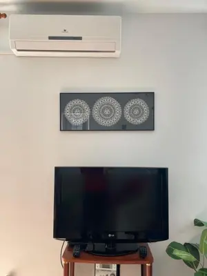 Una televisión o centro de entretenimiento en Casa de la Cañada - piso completo