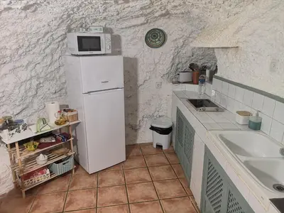 Una cocina o zona de cocina en Cueva El Parral